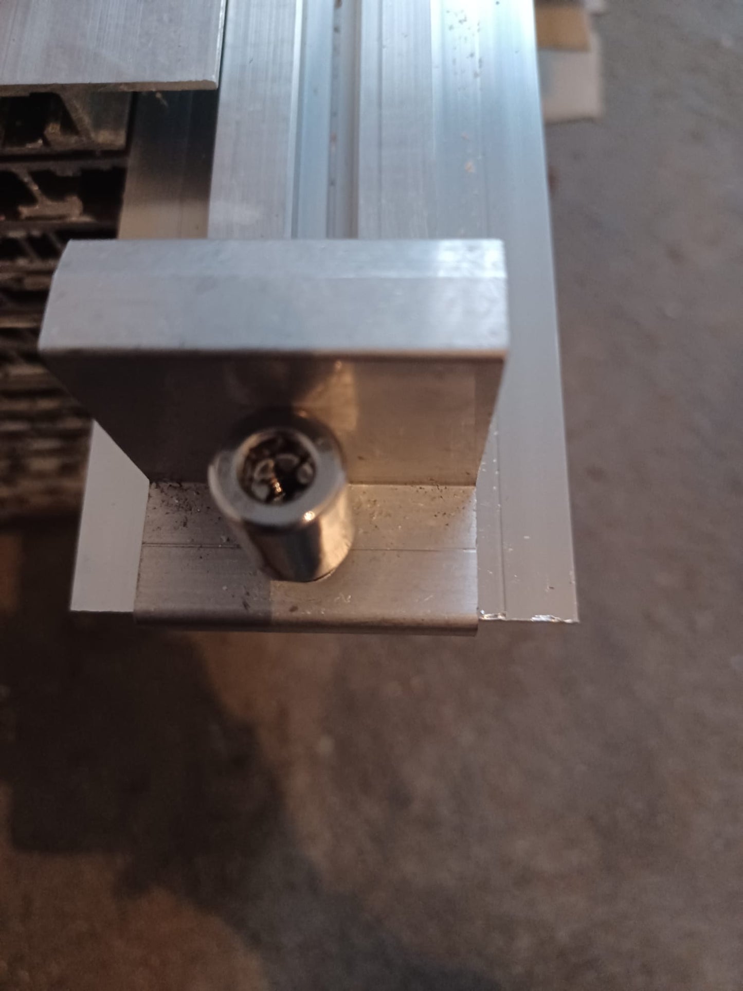 Clip terminale OT 34MM Scatola 50 pezzi