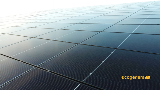 Energia Solare: Guida Completa su Vantaggi Italia