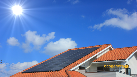 Energia solare fotovoltaica: vantaggi per le famiglie italiane