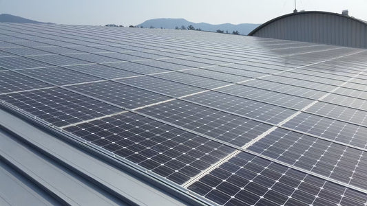 "Espansione Fotovoltaica in Italia: Un Osservatorio sulle Novità Normative del 1 Novembre 2023"